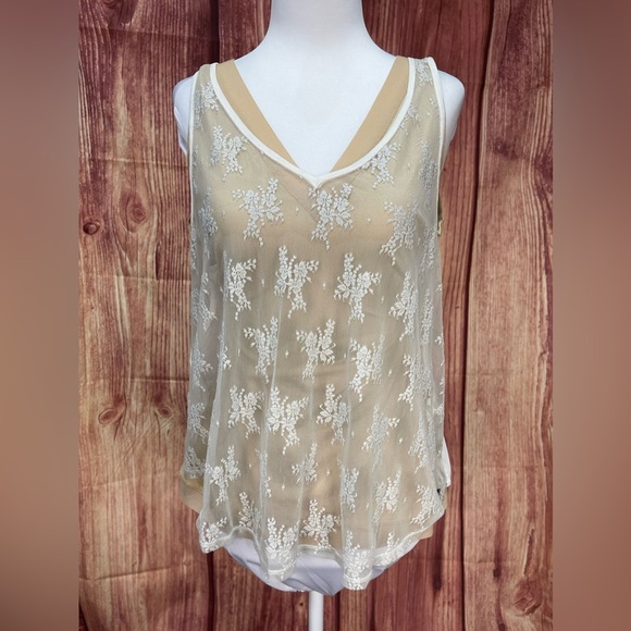 Abercrombie & Fitch sheer lace floral Tank top women’s size M - Picture 3 of 17